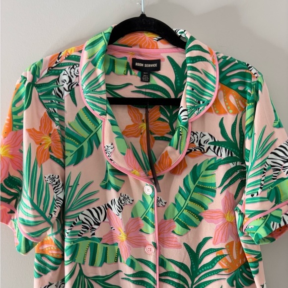 Room Service Tropical Zebra Pajama Top - Picture 2 of 4